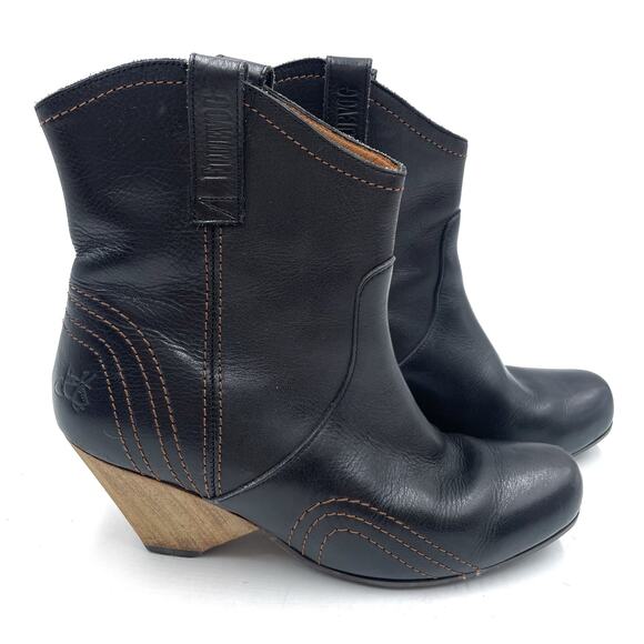 John Fluevog Dawson City Boots Black Leather Western Cone Heel Sz 6 Women's